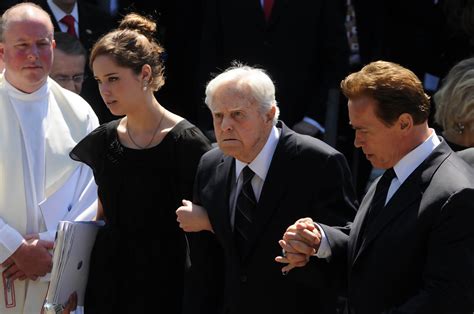 eunice kennedy shriver funeral.